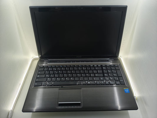 💻 PC Portable MSI MS-16GD Marron – Très bon état 💻