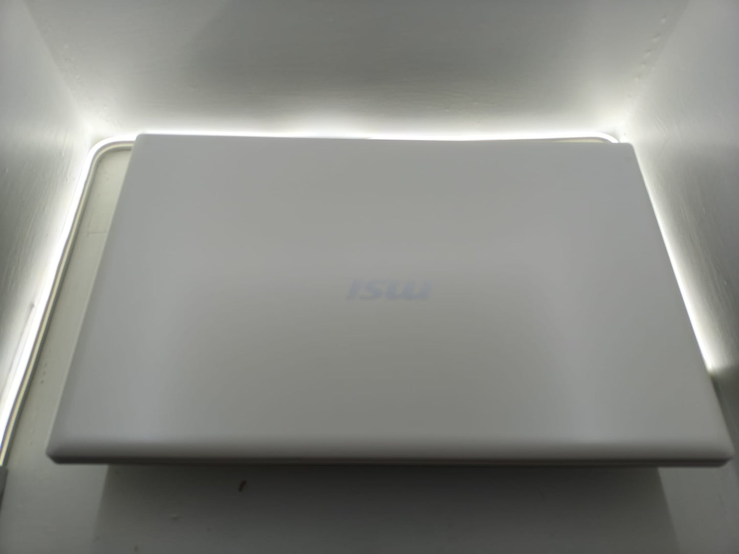 💻 PC Portable MSI MS-16GD Blanc – Très bon état 💻