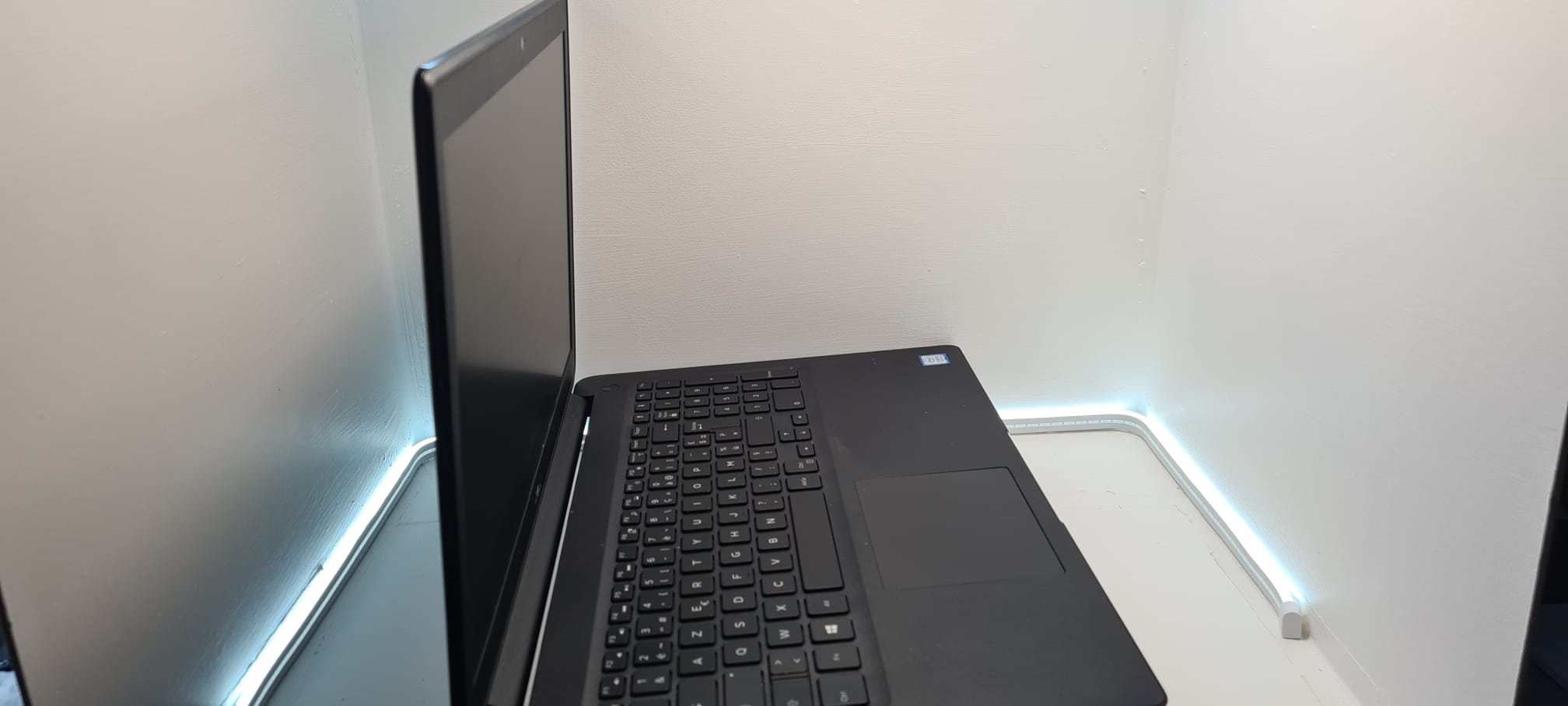 Dell Latitude 3500 – 15,6" – Intel Core i5-8265U – 8 Go – SSD 240 Go – Image 3